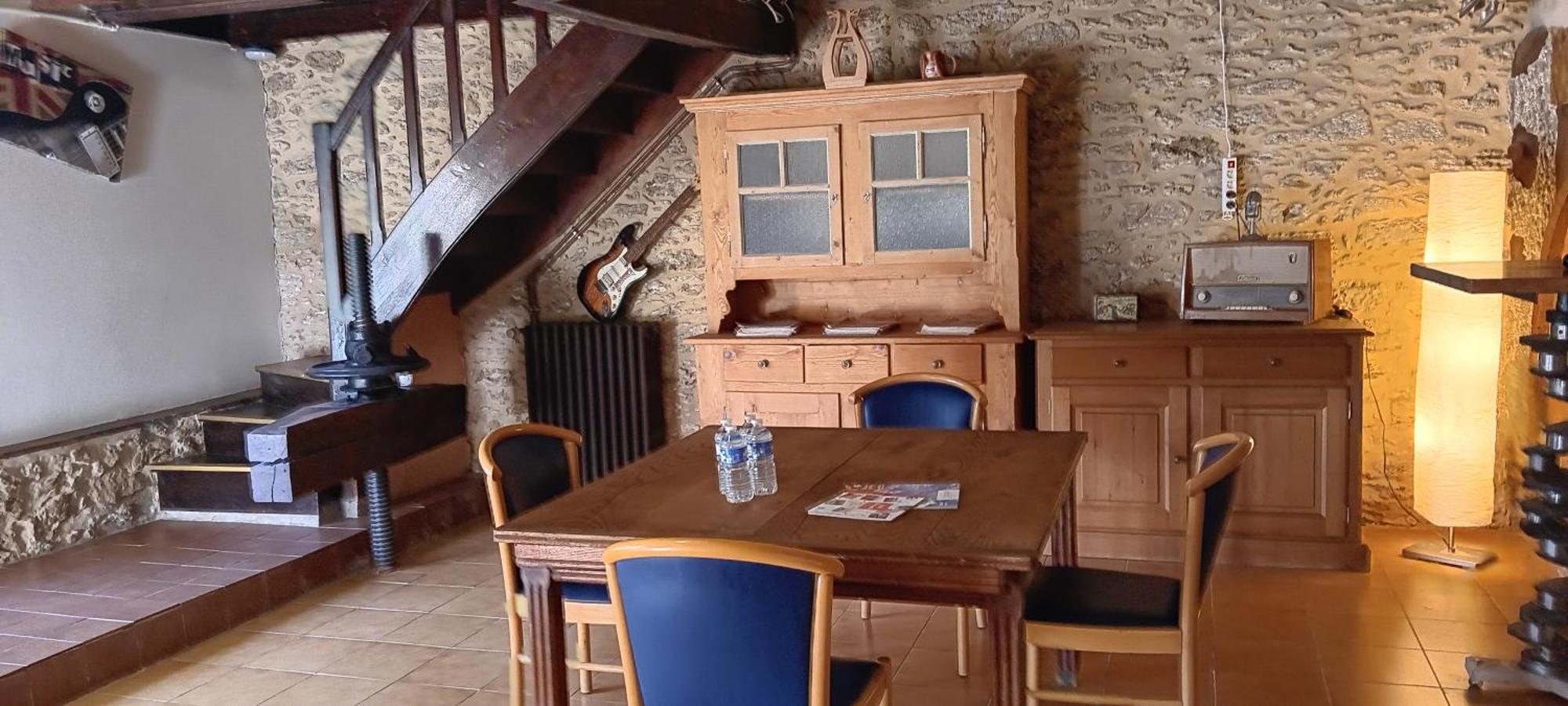 Gite Au Moulin Du Comte Bourrouillan Exterior photo